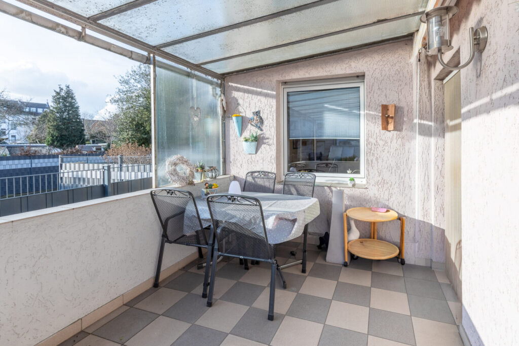 Balkon EG