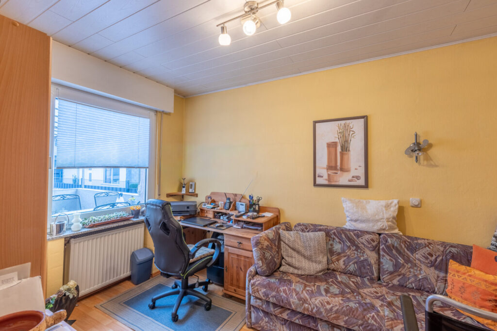 Büro EG